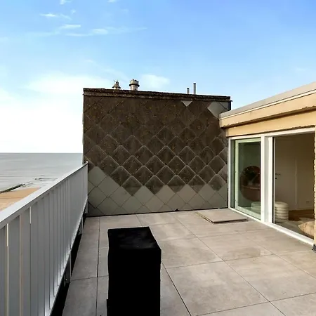 Apartamento Trendy With Seaside Patio