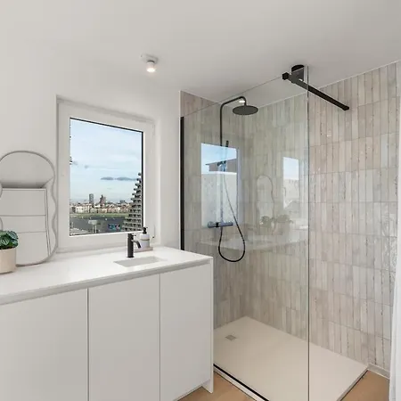 Apartamento Trendy With Seaside Patio Ostende