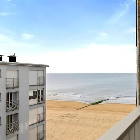 Trendy With Seaside Patio Appartement