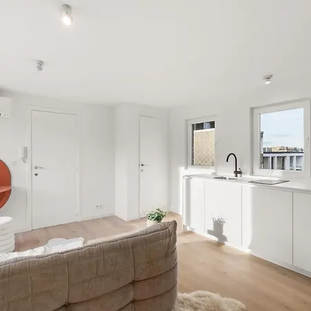 Trendy With Seaside Patio Appartement Ostende
